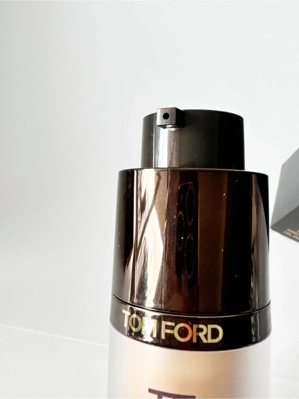 Tom Ford 5.7 Dune Luxury Foundation, NIB